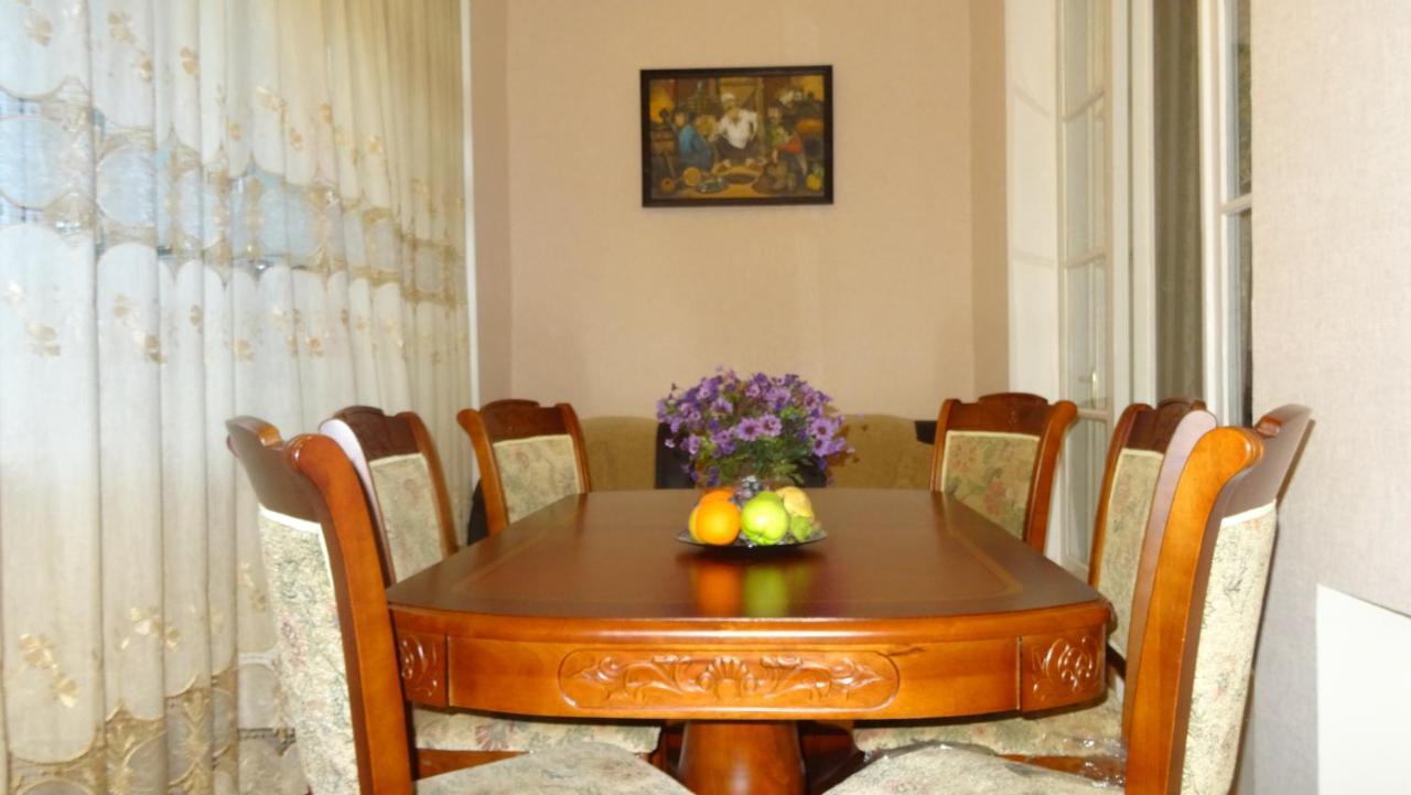 Apartment Vake-Saburtalo Tbilisi Zewnętrze zdjęcie